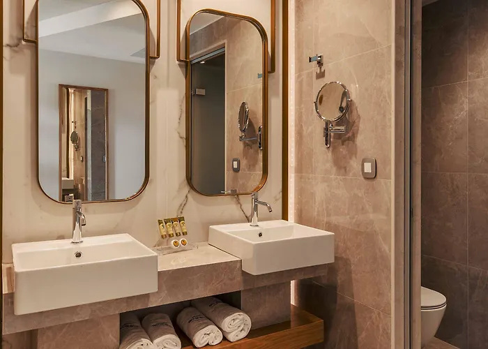 Bio Boutique - Adults Only 4*